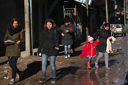 Con la utilización de herramientas tecnológicas, las mujeres recorrieron las calles para establecer senderos seguros por donde transitar de forma cotidiana