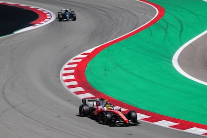 Con las actualizaciones al modelo SF-26, Ferrari logró un salto cualitativo y Lewis Hamilton desplegó su talento para firmar una victoria inolvidable