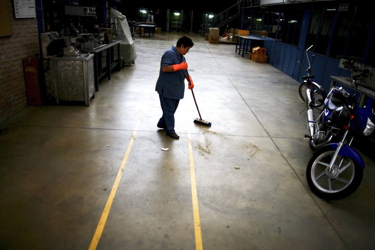 Con las fábricas paradas, muchos empresarios no saben cómo pagarán los impuestos