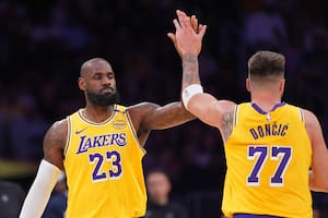 Con LeBron James y Luka Doncic, Los Angeles Lakers son favoritos al título de la NBA