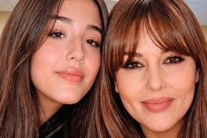 Con Léonie, quien debutó en las pasarelas este año de la mano de Dolce & Gabbana. “Heredé la calma y la armonía de mi madre, el espíritu aventurero de mi padre y la franqueza de mi hermana”, contó en una entrevista