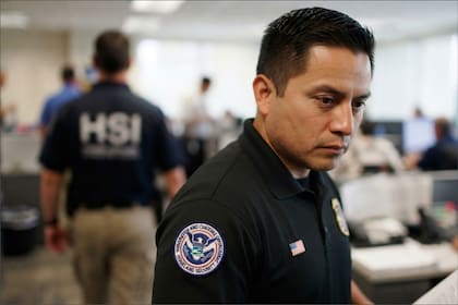 Con los registros electorales recopilados, el ICE realizó arrestos administrativos