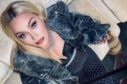 Con más de cuatro décadas de carrera musical, Madonna es conocida como "la Reina del Pop"