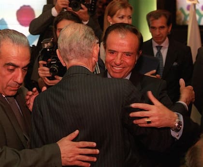 Con Menem, que lo indultó en los 90