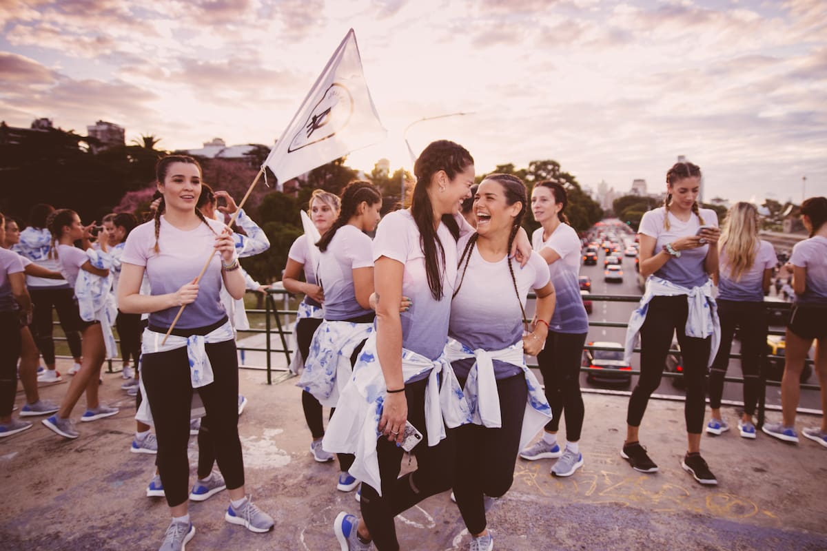 Con mucha buena onda, risas y compañerismo, junto con otras 35 mujeres pusimos a prueba las nuevas adidas Ultraboost SS18