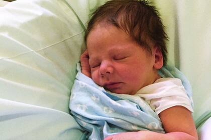 Con Paco disfrutamos la llegada de cada una de nuestras hijas. Ahora estamos felices con la llegada de Francisco, pero no sufrimos la ausencia del varón, dice Carola