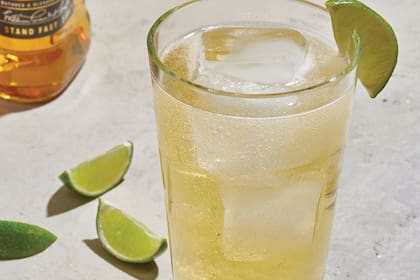 Con pocos ingredientes y mucho hielo, las opciones refrescantes ganan terreno.