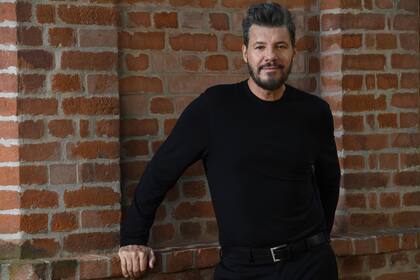 Con productora propia y la promesa de una fuerte apuesta a las acciones solidarias, Tinelli prepara contra reloj su regreso a la pantalla