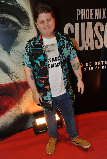 Con su frescura y su simpatía de siempre, el panelista de Desayuno Americano Luca Martin también posó para los camarógrados que se encontraban en el complejo cinematográfico de la localidad de Olivos en la que se llevó a cabo el preestreno