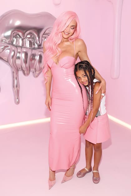 Con su hija Storm (7),
fruto de su relación con el rapero
Travis Scott