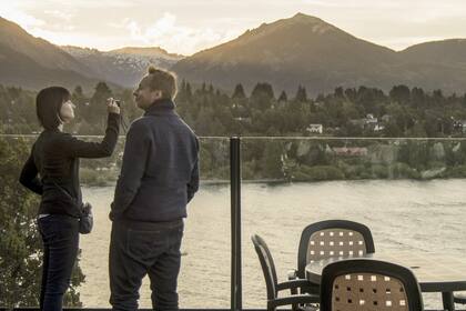 Con tasas de ocupación de hasta el 95%, La Angostura, Bariloche y Ushuaia atraen esta temporada a muchos turistas argentinos y extranjeros que, en vez de las playas o el exterior, optan por sus propuestas de alta gama