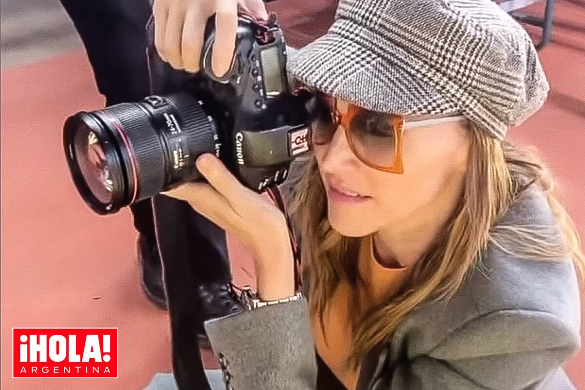 Con total look de su amiga Gabriela Hearst, la conductora aplaudió desde el front row del desfile que presentó lo nuevo de la diseñadora uruguaya en el marco de la Semana de la Moda de Nueva York.