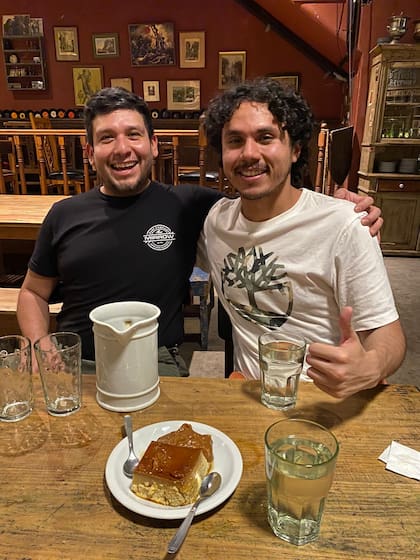 Con un fan de Apatzingán, Micoacá
