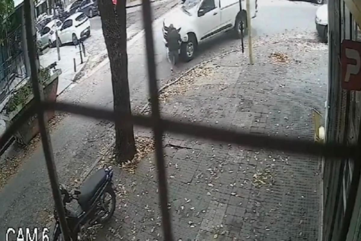 Con una camioneta chocó a una jubilada que cruzaba la calle y se fue sin dejar un solo dato