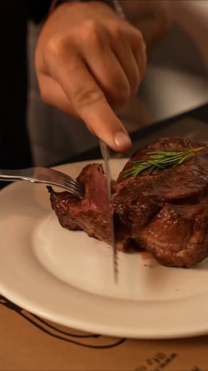Con una inversión inicial de apenas US$2000, abrió su primer restaurante