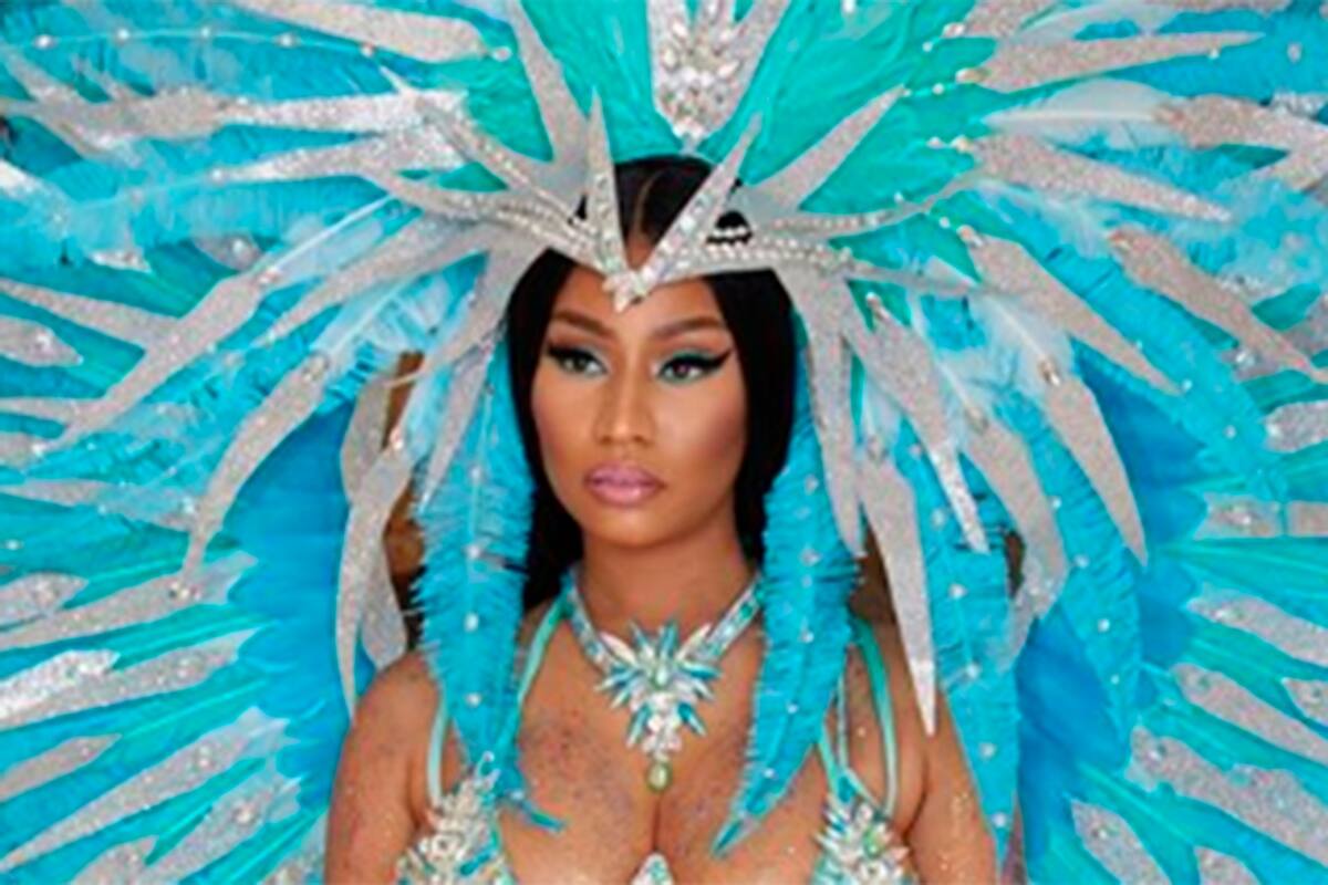 Con una osada producción de fotos, Nicki Minaj anunció su primer embarazo