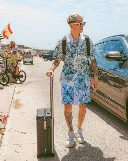 Con valija en mano, Alejandro Garnacho mostró detalles de su estadía en Ibiza
Foto: @garnacho7