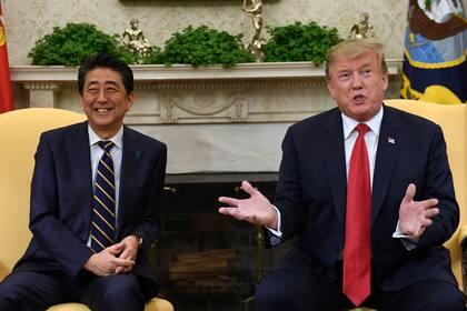 Con varias cortesías, Shinzo Abe busca avances en materia comercial