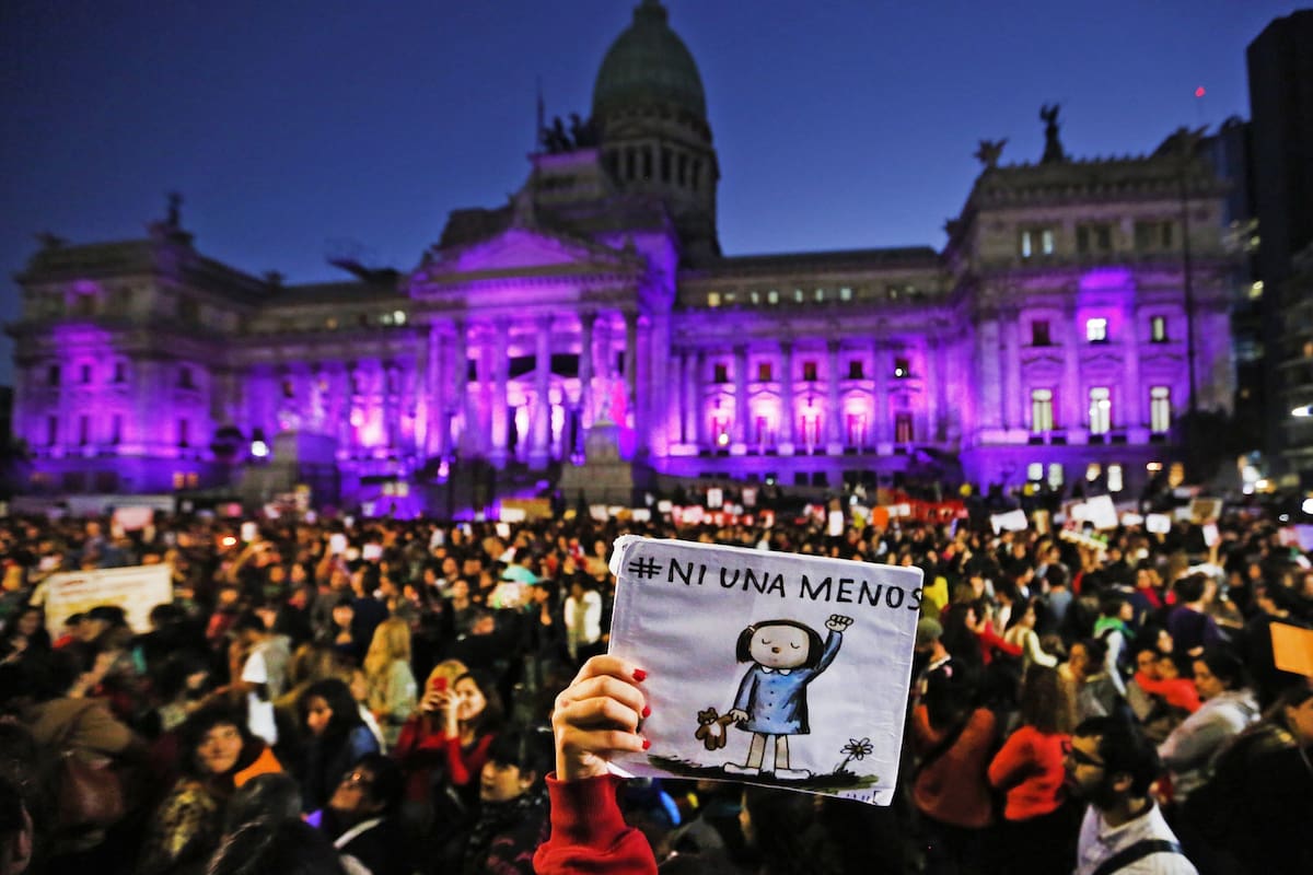 CONCENTRACION EN EL CONGRESO CONTRA EL FEMICIDIO Y VIOLENCIA DE GENERO. NI UNA MENOS. EL 03_06_2015
FOTO: FABIAN MAREL