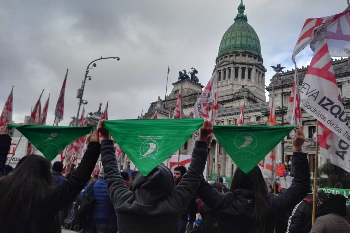 Concentración en el Congreso de Argentina por el aborto legal, seguro y gratuito (2018)