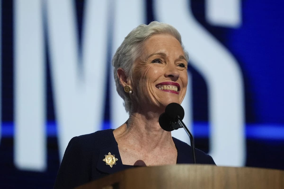 CONCORD, N.H. - Cecile Richards, líder nacional a favor del acceso al aborto y los derechos de la mujer que dirigió Planned Parenthood durante 12 tumultuosos años, ha fallecido. Tenía 67 años.