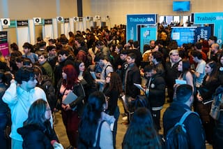 Desbordó una feria barrial de empleo que ofrece 400 puestos de trabajo