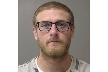 Condenan a 20 años a expolicía de Illinois por el asesinato de una mujer negra que llamó al 911