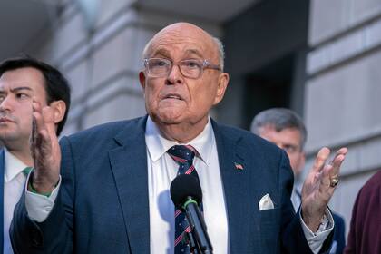 Condominio en Florida y anillos de Serie Mundial de Rudy Giuliani están en juego en juicio de NY