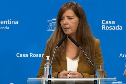 Gabriela Cerruti dijo que se evalúa la vacunación obligatoria