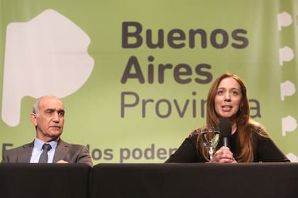 Conferencia de la gobernadora Maria Eugenia Vidal