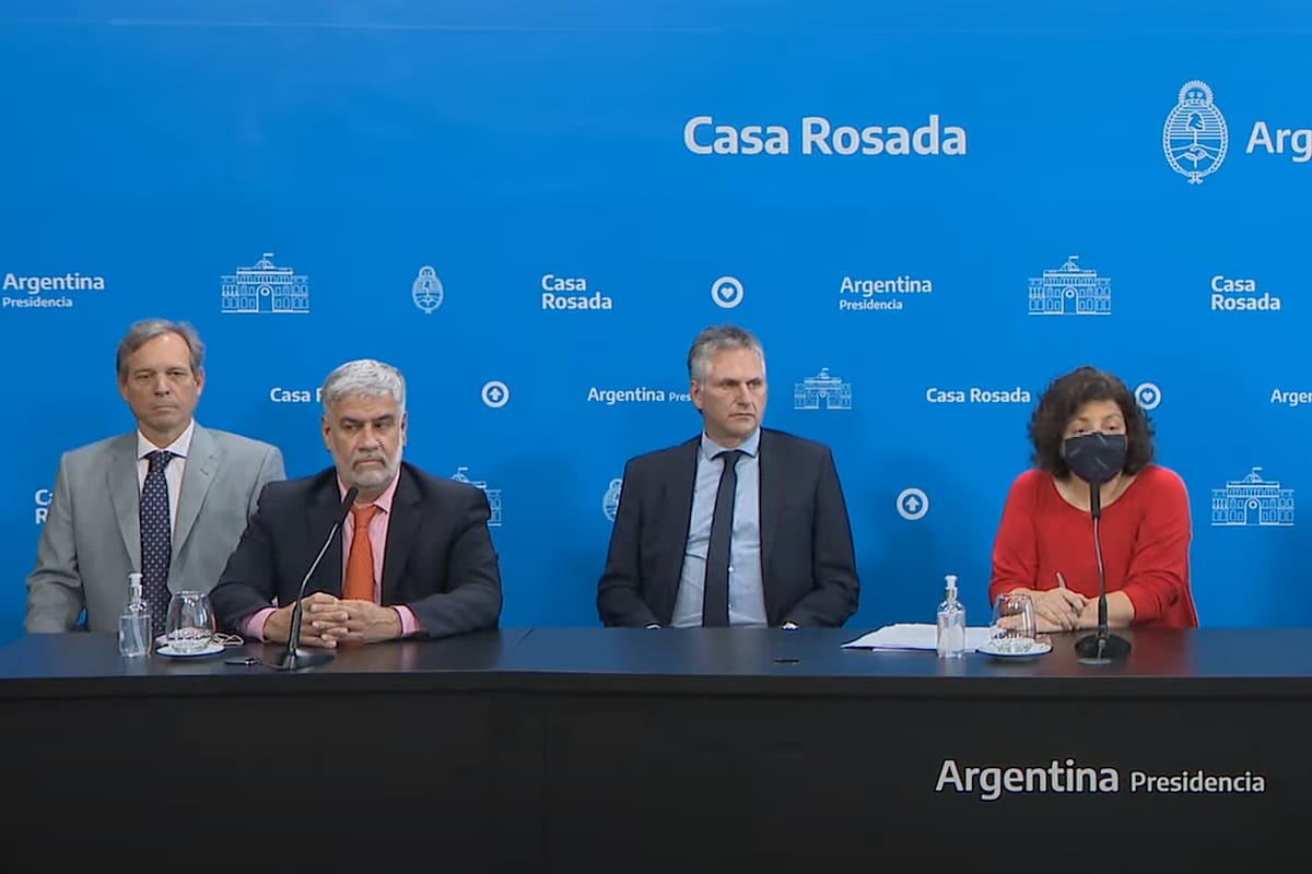 Conferencia de la ministra de Salud, Vizzotti y el secretario de Comercio Interior, Feletti