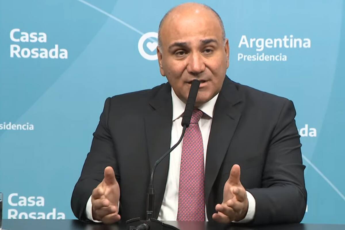 Conferencia de prensa al término de la reunión del Gabinete nacional.