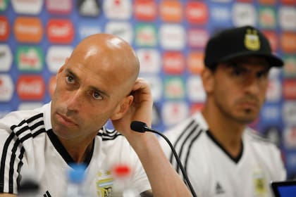 Caballero y Guzmán señalaron que la selección llega en buenas condiciones al debut con Islandia