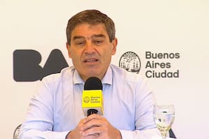 Conferencia de prensa de Fernán Quirós