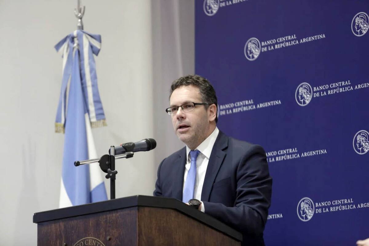 Conferencia de prensa de Guido Sandleris