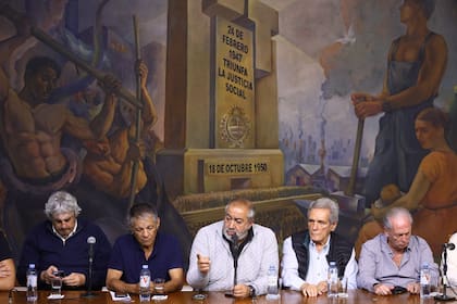 Conferencia de prensa de la CGT, en la sede de Azopardo