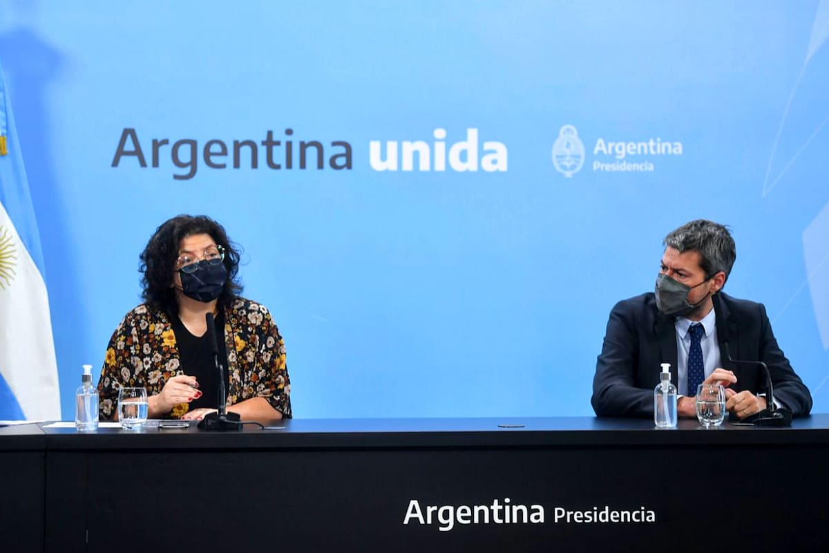 Conferencia de prensa de la ministra Carla Vizzotti junto al ministro Matías Lammens.