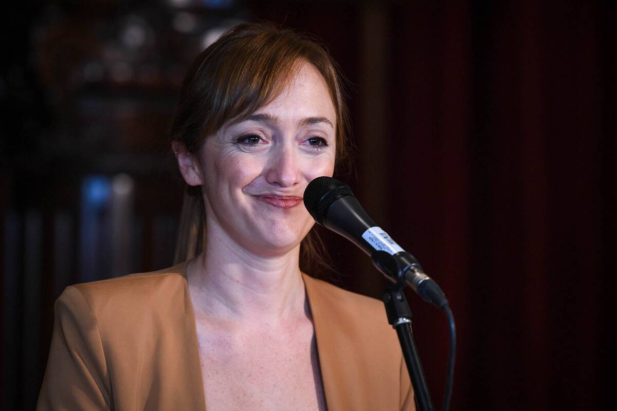 Conferencia de prensa de la Senadora Anabel Fernandez Sagasti en el Salón de Pasos Perdidos del Congreso de la Nación