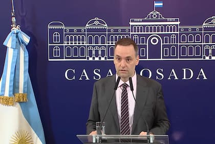 Conferencia de prensa de Manuel Adorni