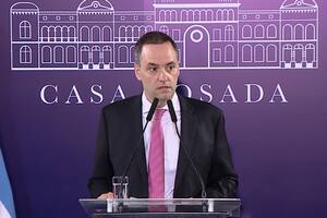 Conferencia de prensa de Manuel Adorni