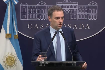 Conferencia de prensa de Manuel Adorni