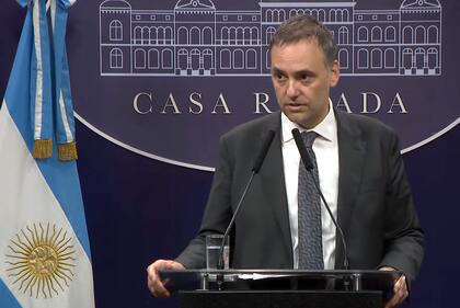Conferencia de prensa de Manuel Adorni