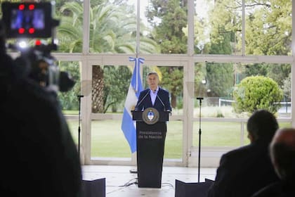"Las dificultades que hemos atravesado los argentinos en los últimos meses han traído incertidumbre, especialmente a quienes han sacado el crédito UVA", dijo el Presidente