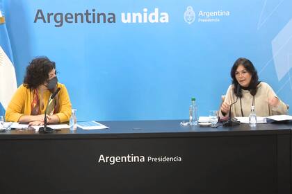 Conferencia de prensa de Vizzotti y Vilma Ibarra