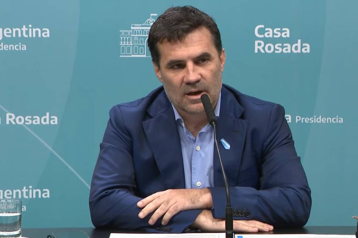 Conferencia del secretario de Energía, Darío Martínez, Gonzalo Soriano y Santiago Yanotti