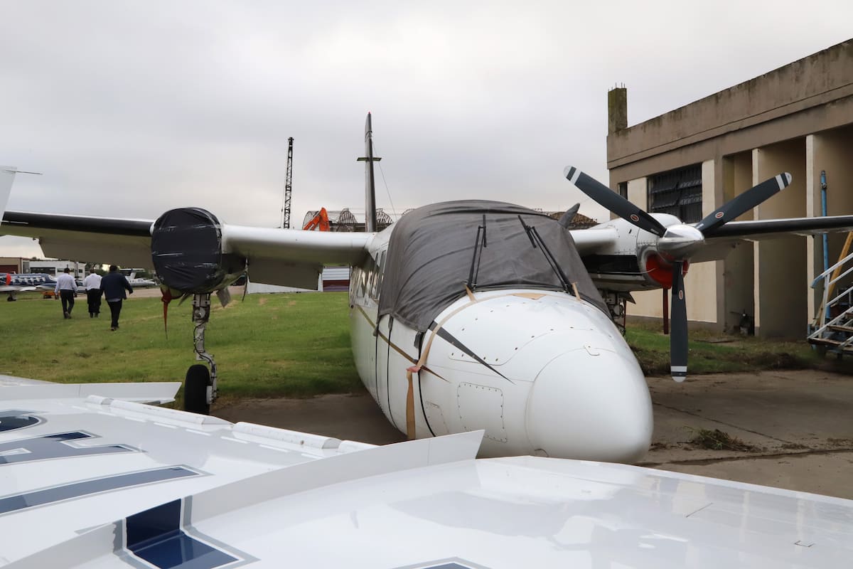Confirman la subasta de dos aviones de la empresa de Lázaro Báez