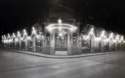 Confitería del Gas (Rivadavia y Esmeralda). Se llamaba así por su proximidad con la sede de la empresa que la proveyó de luz a gas.