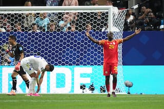 Congo remonta para vencer 3-1 a Uzbekistán y sellar su pase a 16avos de final del Mundial