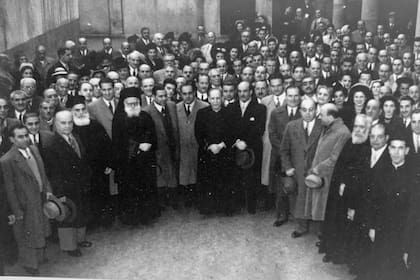 Conmemoración de los 40 años de la fundación del Colegio San Marón en 1942