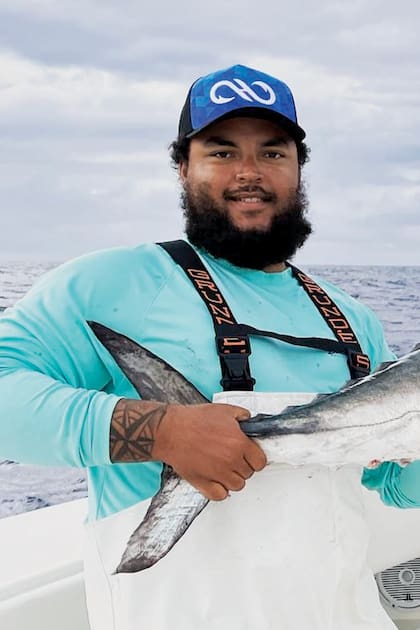 Connor Cruise reside en Miami y es amante de la pesca deportiva.